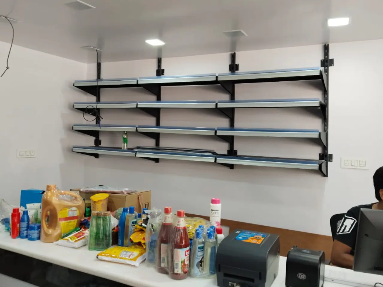 530448250_Grocery Display racks Patna1 (1).webp